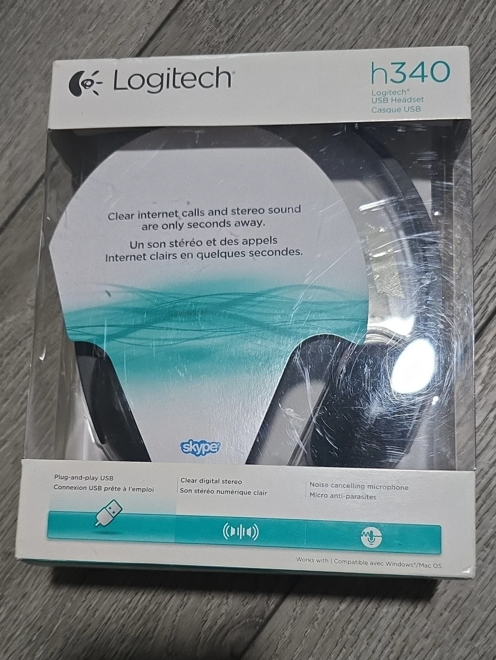 Logitech h340 USB Headset in Black and Teal Accent